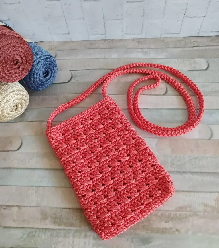 Polyester Makrome İplik İle Telefon Çantası